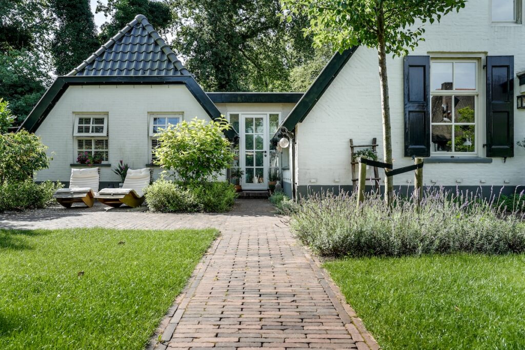 Achterkant huis Hoog Soeren